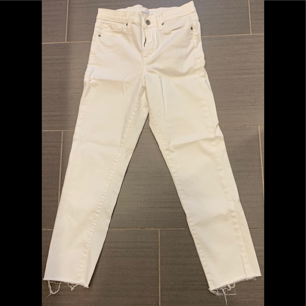 Uniqlo white cigarette jeans size 24